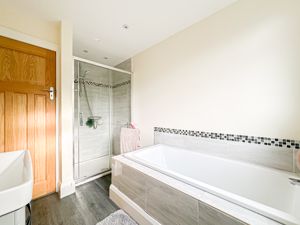 Photo 15- click for photo gallery